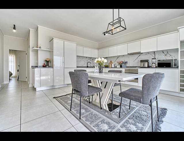2 BEDROOM APARTMENT FOR SALE IN THE POLOFIELDS